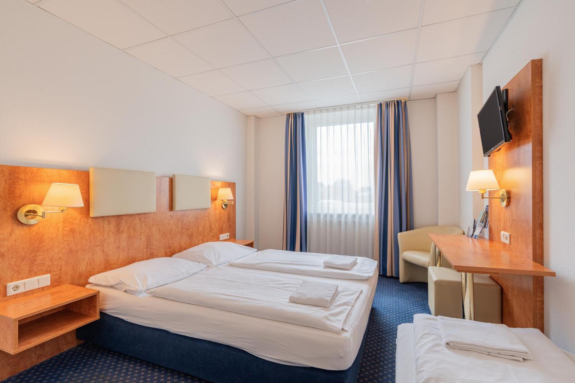 Euro-Hotel Каппель-Графенхаузен Экстерьер фото